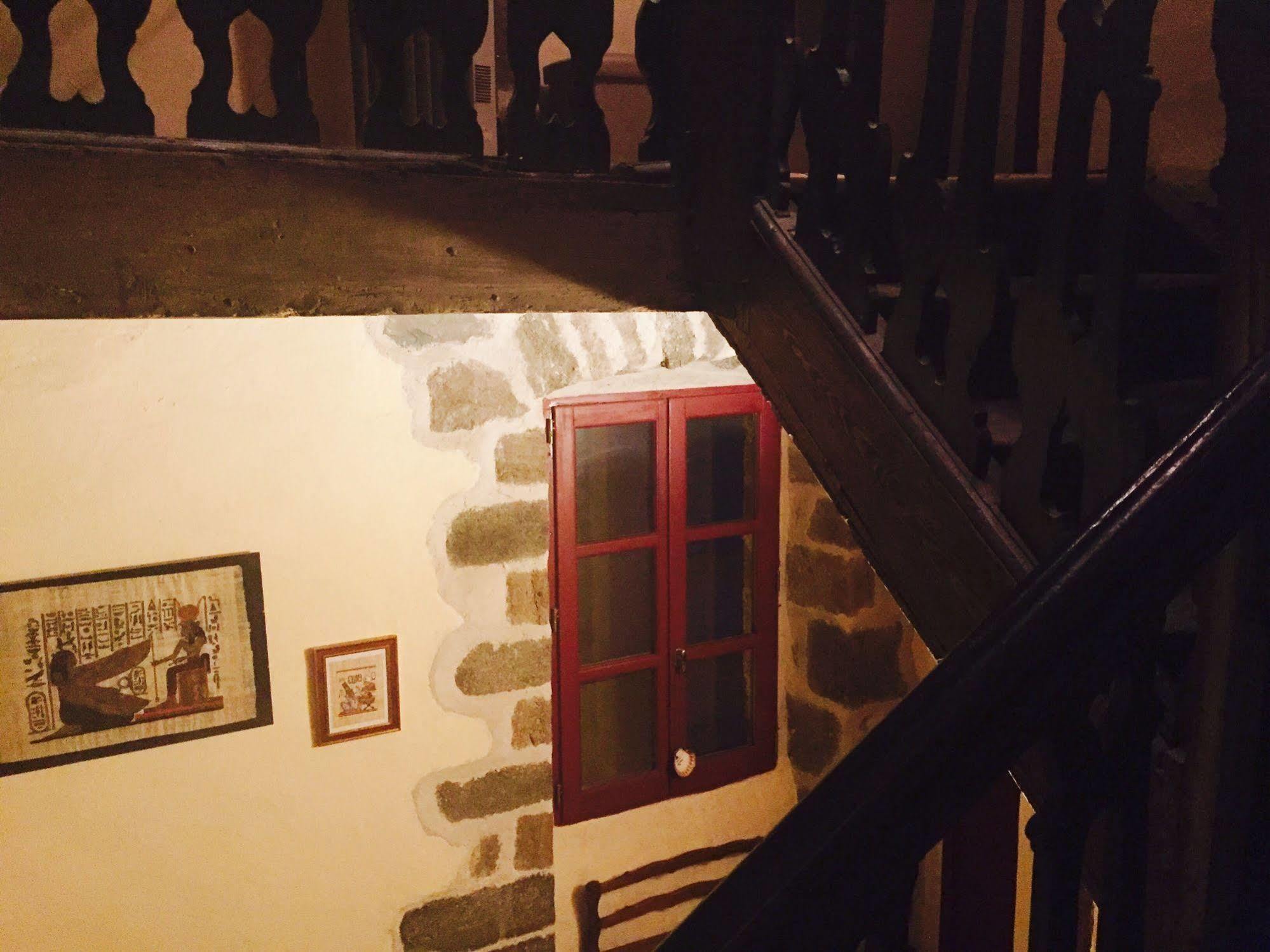 Une Coquille Sous L'Oreiller Le Puy-en-Velay Экстерьер фото